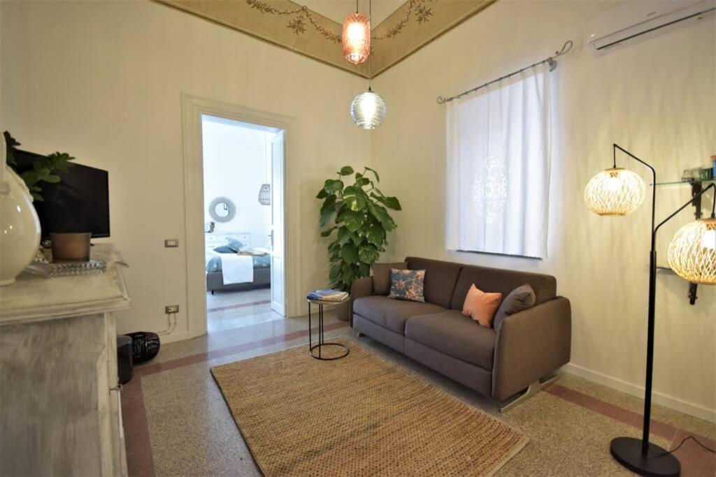 La Casetta Apartment Palermo Bagian luar foto